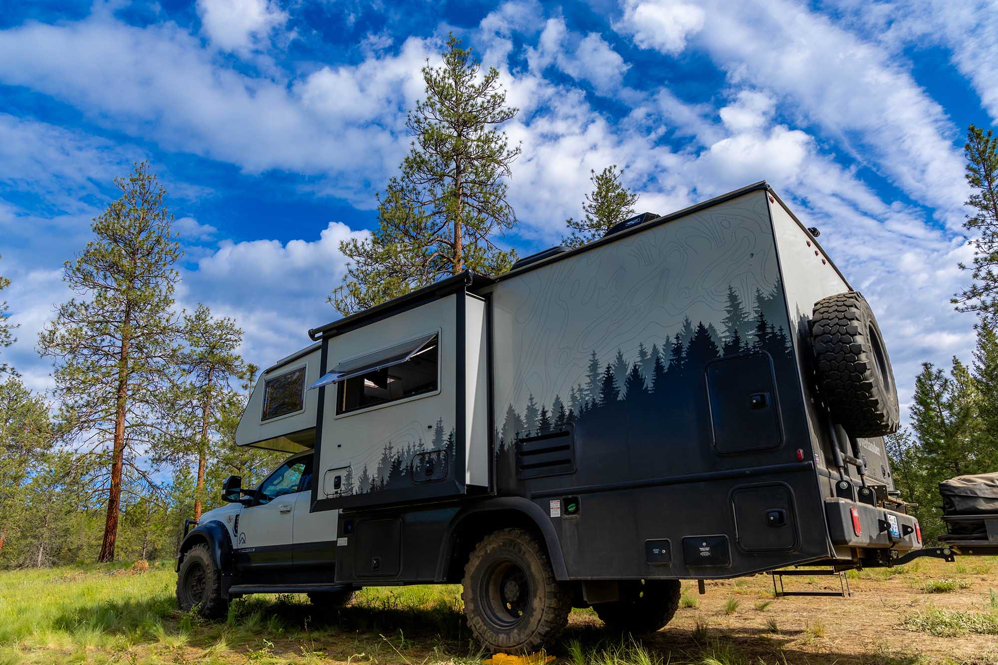 Overlander 4x4 RV - SOLD